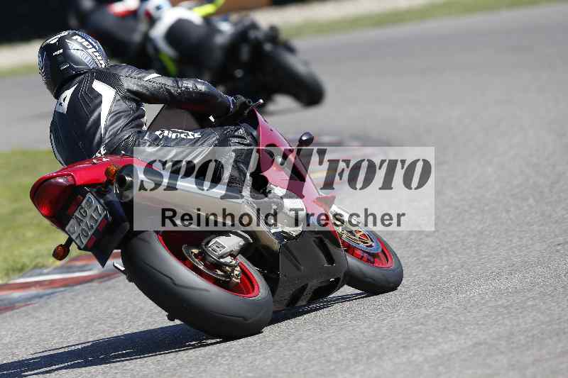 Archiv-2025/43 08.08.2025 Discover the Bike ADR/Bike 2 gelb/backside